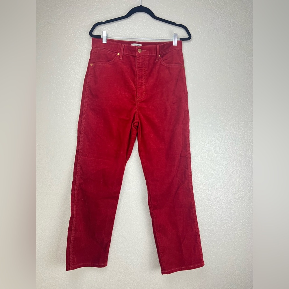 **GUC** Wrangler Red Heritage Fit Corduroy Pants. Sz 32
